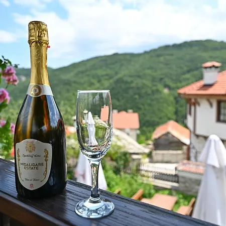 Rhodopes Legends Guest house 2*