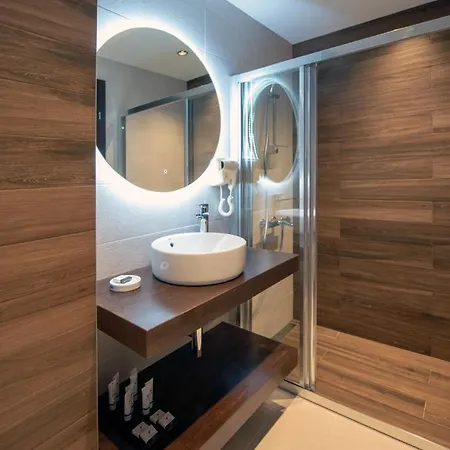 Rhodopes Legends Guest house 2*